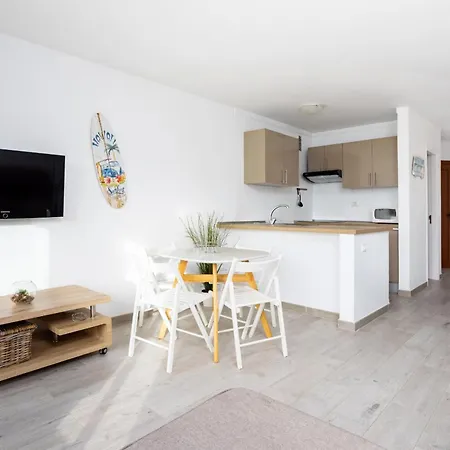 Duplex Con Piscina Junto Al Mar
