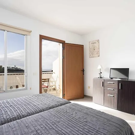 Apartman Duplex Con Piscina Junto Al Mar